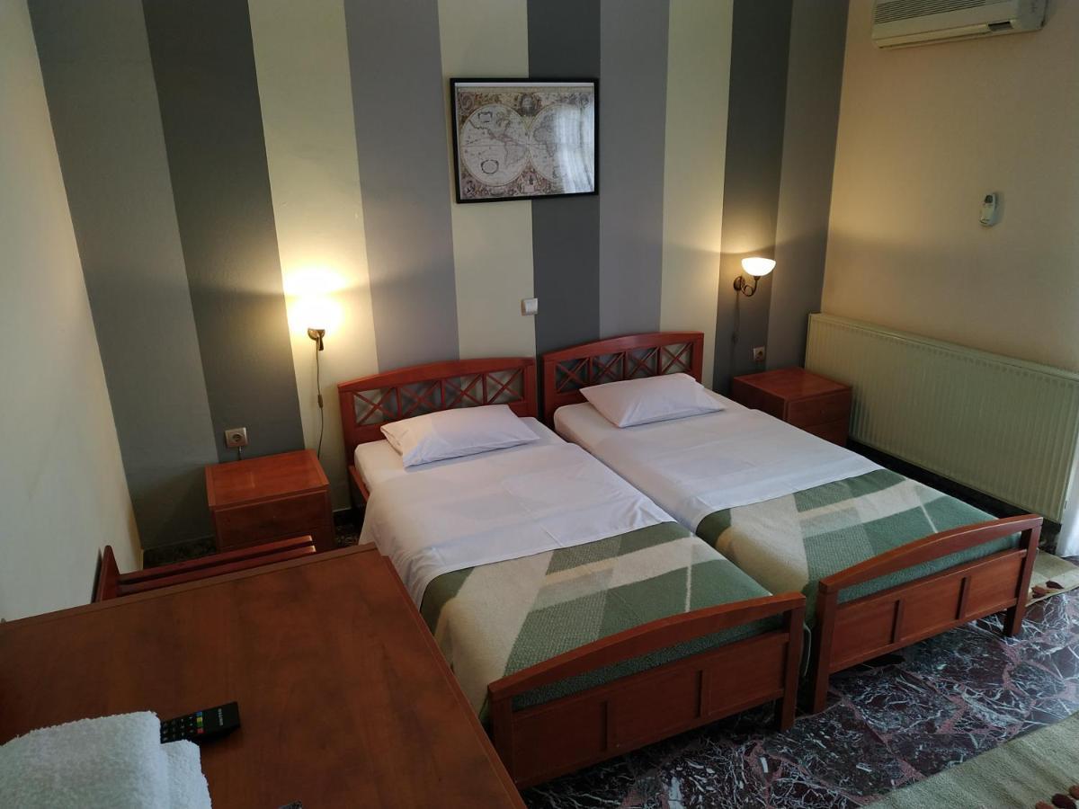Pension Vergina Exterior photo